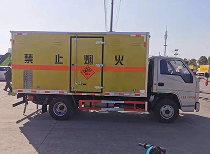 循化爆破器材运输车技术升级与安全合规新趋势