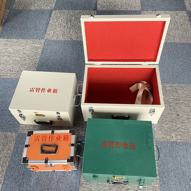 循化爆破工程作业箱如何选择？玻璃钢与传统材质的全面对比
